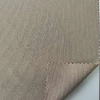 Kain Polyester Penyerap Kelembapan